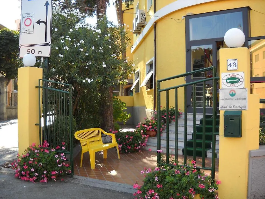 Hotel La Conchiglia 마르시아나마리나