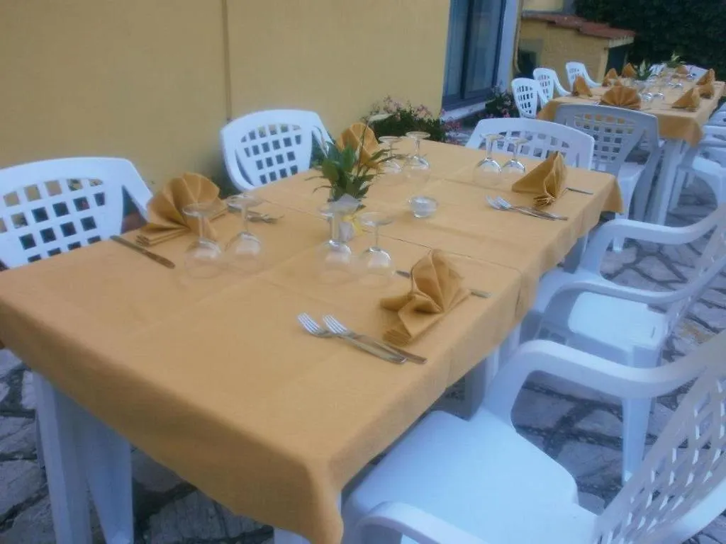 Hotel La Conchiglia 마르시아나마리나