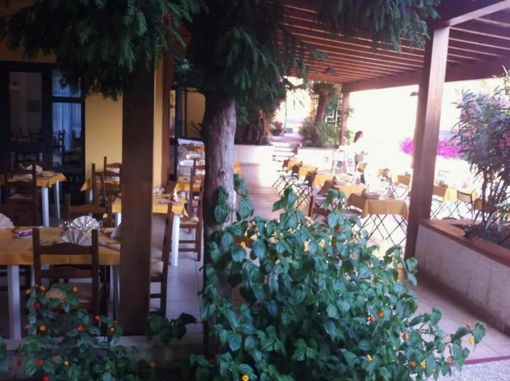 Hotel La Conchiglia 마르시아나마리나